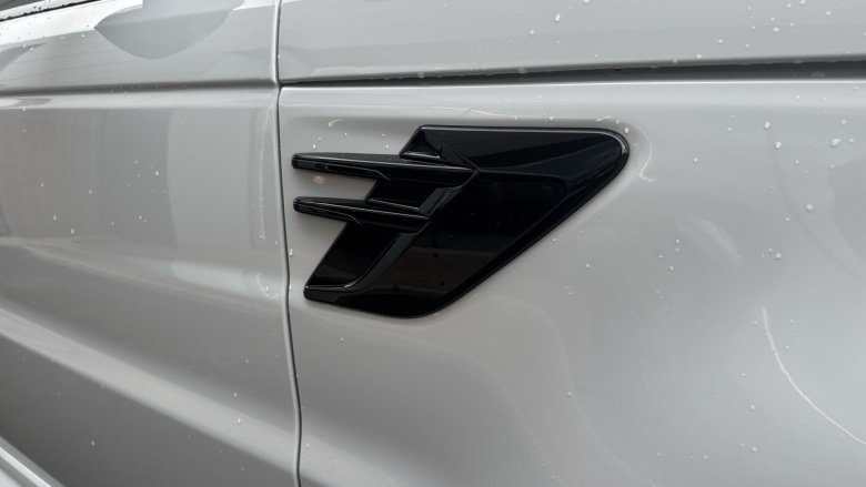 Land Rover Range Rover Sport 3.0 SDV6 HSE Dynamic 5dr Auto Diesel Estate